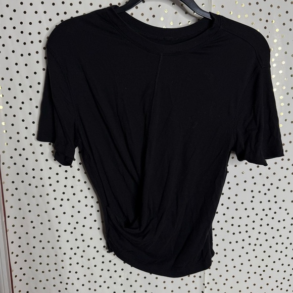 Lululemon Black Women's Top - Picture 2 of 6